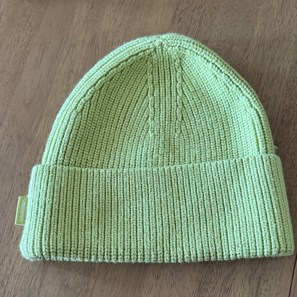 Lululemon Women’s Wool-Blend Beanie (L/XL)